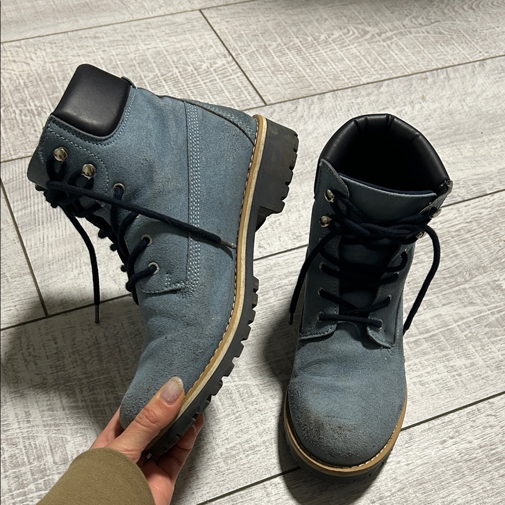 Will’s vegan shoes women’s boots size 40 light blue suede